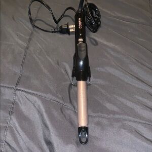 Black and rose gold Curling Iron